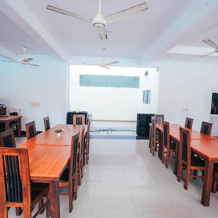 Sun Ray Rest House Passikudah ภายนอก รูปภาพ
